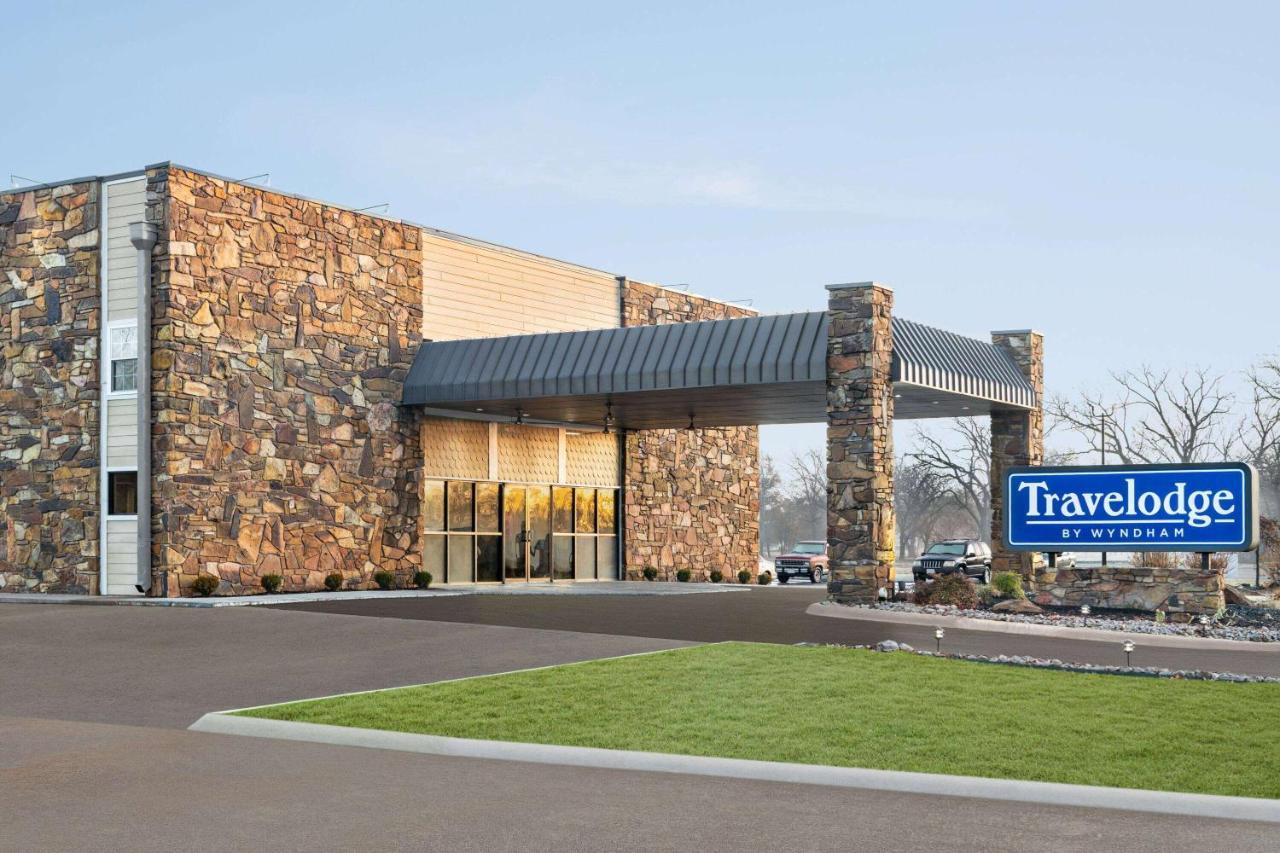 Travelodge By Wyndham Coffeyville Exteriör bild